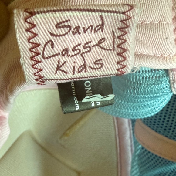 Goorin Sand Castle Kids Silly Goose Trucker Hat Pink Mesh Snapback - Picture 5 of 9